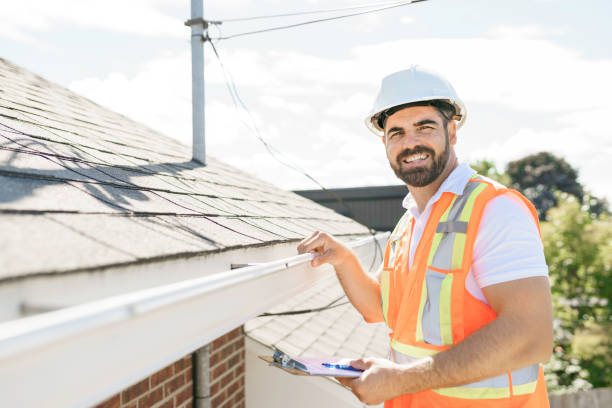 Best Roof Gutter Cleaning  in Watauga, TX